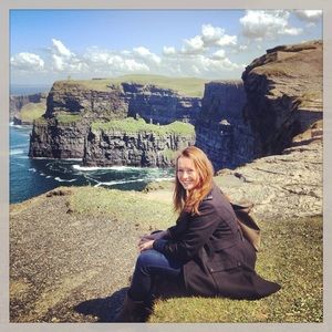 Meet your Posher, Dee